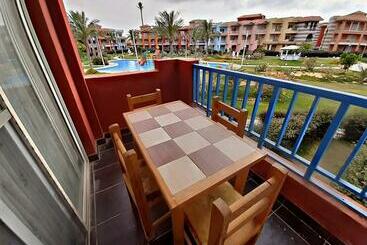 هتل آپارتمان Porto Matruh Your Family S Peaceful Summer Stay