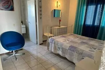 ツーリストアパートメント Quarteira Home Beach Férias Tranquilas A 1km Da Praia Totalmente Renovado