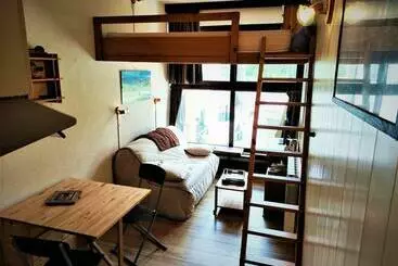 Turistihuoneistot Studio Mezzanine Rénové, Accès Direct Aux Pistes, Parking Et Internet Inclus, Isola 2000   Fr 1 292