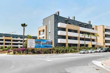 آپارتمان‌های توریست‌ها Apartment Five Stars