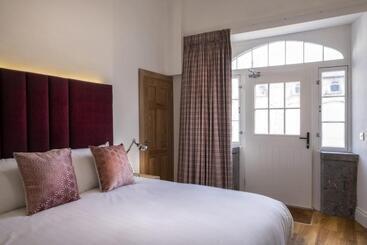 Bed and Breakfast Markree Courtyard