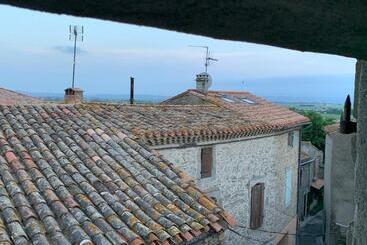 דירות לתיירים La Maison De Leontine