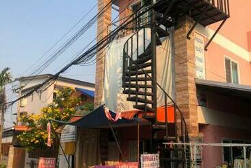 Retkeilymaja Kenta House