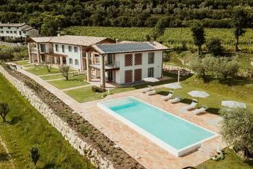 Casa Olivi Apartments