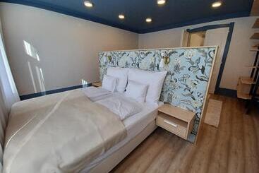 Apartamenty turystyczne Ditlin Apartmanok