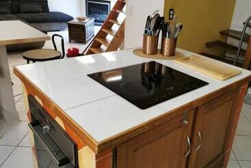 Жильё для туристов Maison De Village Aux Portes Du Verdon