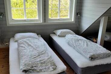 관광객 아파트 Anneks I Naturskjønne Gitlevåg