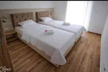 ツーリストアパートメント Apartmani Aleksic