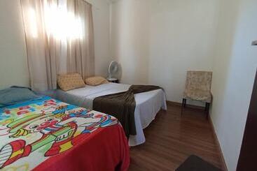 آپارتمانهای توریستها Casa Pertinho Da Praia Com Piscina, Wifi;