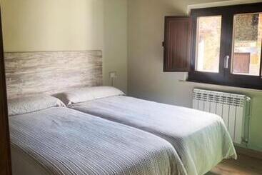 آپارتمان‌های توریست‌ها El Rubiu La Tita