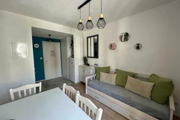 Apartamentos turísticos T2 Climatisé à L Ile D Or Avec Piscine Près De La Plage