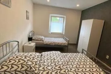 Turistihuoneistot Ferienwohnung Gladbeck