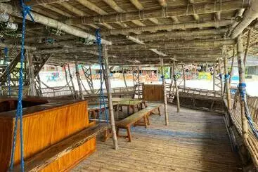 Pensión Bamboo Nest Beachfront