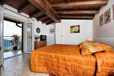 شقق خاصة سياحية Splendido Loft Panoramico