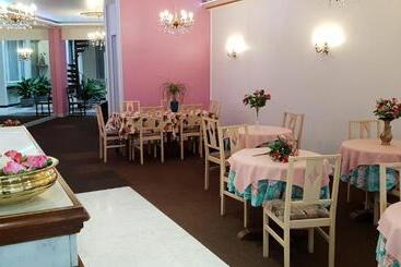 هتل Saint Francois Xavier