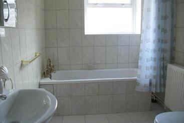 פנסיון Füge Vendégház