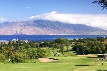 Apartmanszálloda 9b Ekahi Village Studio Bath, Garden View   1 Minute Stroll To Beach!