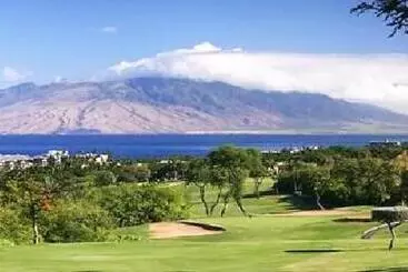 Huoneistohotelli 9b Ekahi Village Studio Bath, Garden View   1 Minute Stroll To Beach!