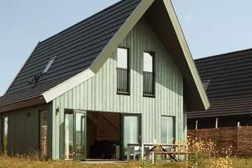 Turistihuoneistot Dutchen Baayvilla S