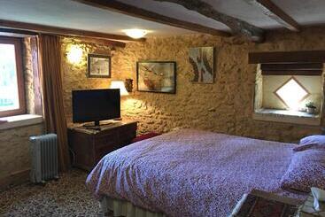 צימר Chambres D Hotes Les Coustilles