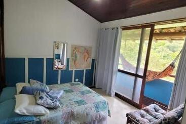 Bed and Breakfast Manacá Suítes Prumirim