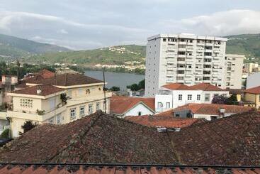 Nocleg ze śniadaniem Casa Largo Do Cruzeiro
