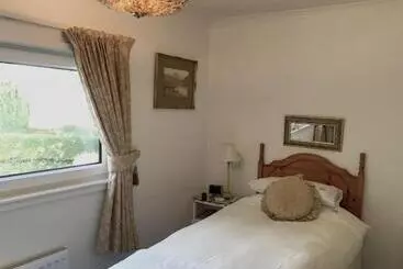 Holly House B&b