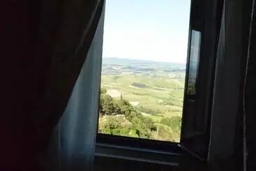 ツーリストアパートメント La Terrazza Sull Alba