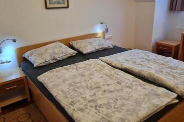 관광객 아파트 Luxury Apartments Prežin