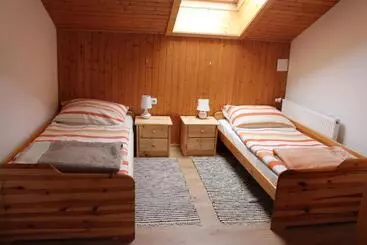 ペンション Gästehaus Hanser