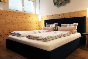 公寓式酒店  Residence Rösch