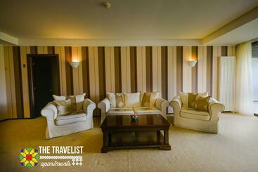 Apartament Alpin Poiana Brasov , Etaj 8