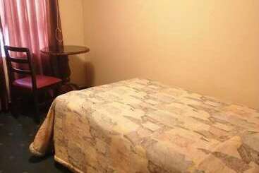 Cesar S Hotel La Merced