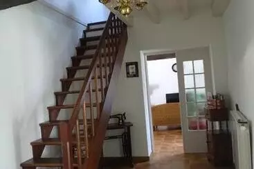 Turistihuoneistot Moulin De La Follaine Gîte Le Logis Du Meunier