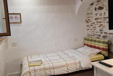 ペンション Guesthouse Postavarului