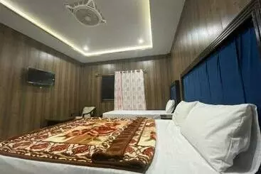 پانسیون Oriole Guest House Economy Living