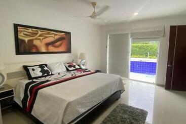 Ferienwohnungen Girardot Casa Piscina Campestre