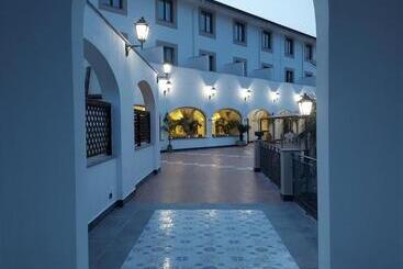 Hotel Al Balhara Resort