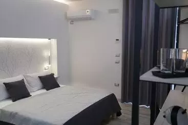 Bed and Breakfast Familiainn Rooms & Apartments