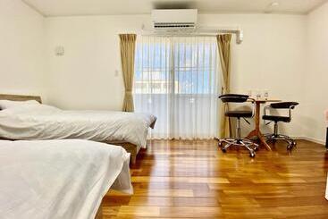 Lägenhetshotell Mvillaggio Miyakojima