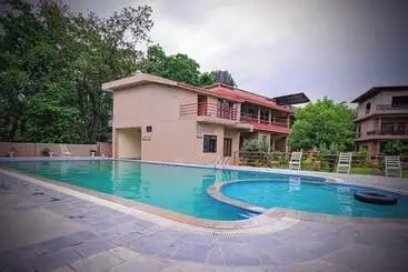 Hotel Safari Club