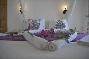 Hotel Kemerlihan Deluxe