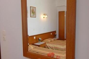 בית מלון כפרי Villa Koki Studios