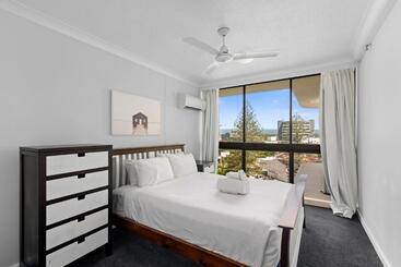 公寓式酒店  Beachcomber Resort   Official