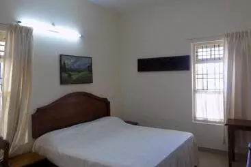Hotel Safire Residency