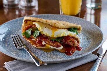 酒店 The Elephant At The Market