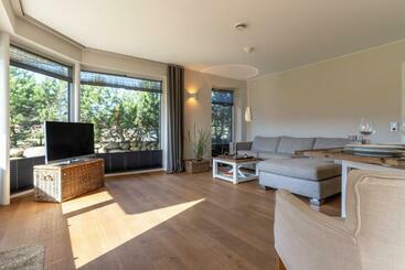 Turistlägenheter Ferienhaus Kirchenstraße Appartement Achtern Diek Eg