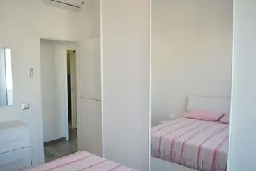 Turist apartmanları Nicely Furnished Holiday Home In San Foca A Few Steps From Ll78 Beach