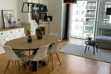 آپارتمان‌های توریست‌ها Appartement Place Léopold 1er à La Panne à 100m De La Plage