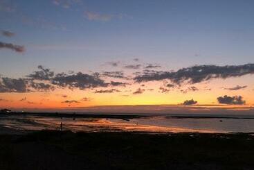 ツーリストアパートメント Le Rocher